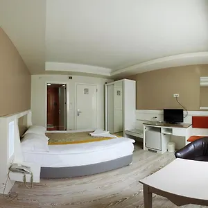 Grand As Otel