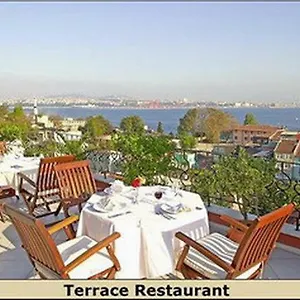 Hippodrome Aparthotel
