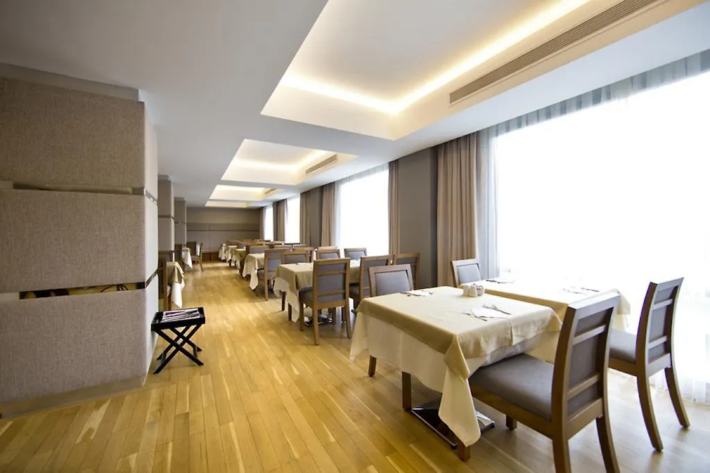 Cihangir Hotel Bosphorus Istanbul 4*,